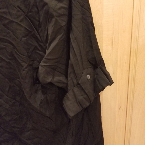 Brooke Shields Timeless Lace-Up Neck Woven Top L - Picture 6 of 7